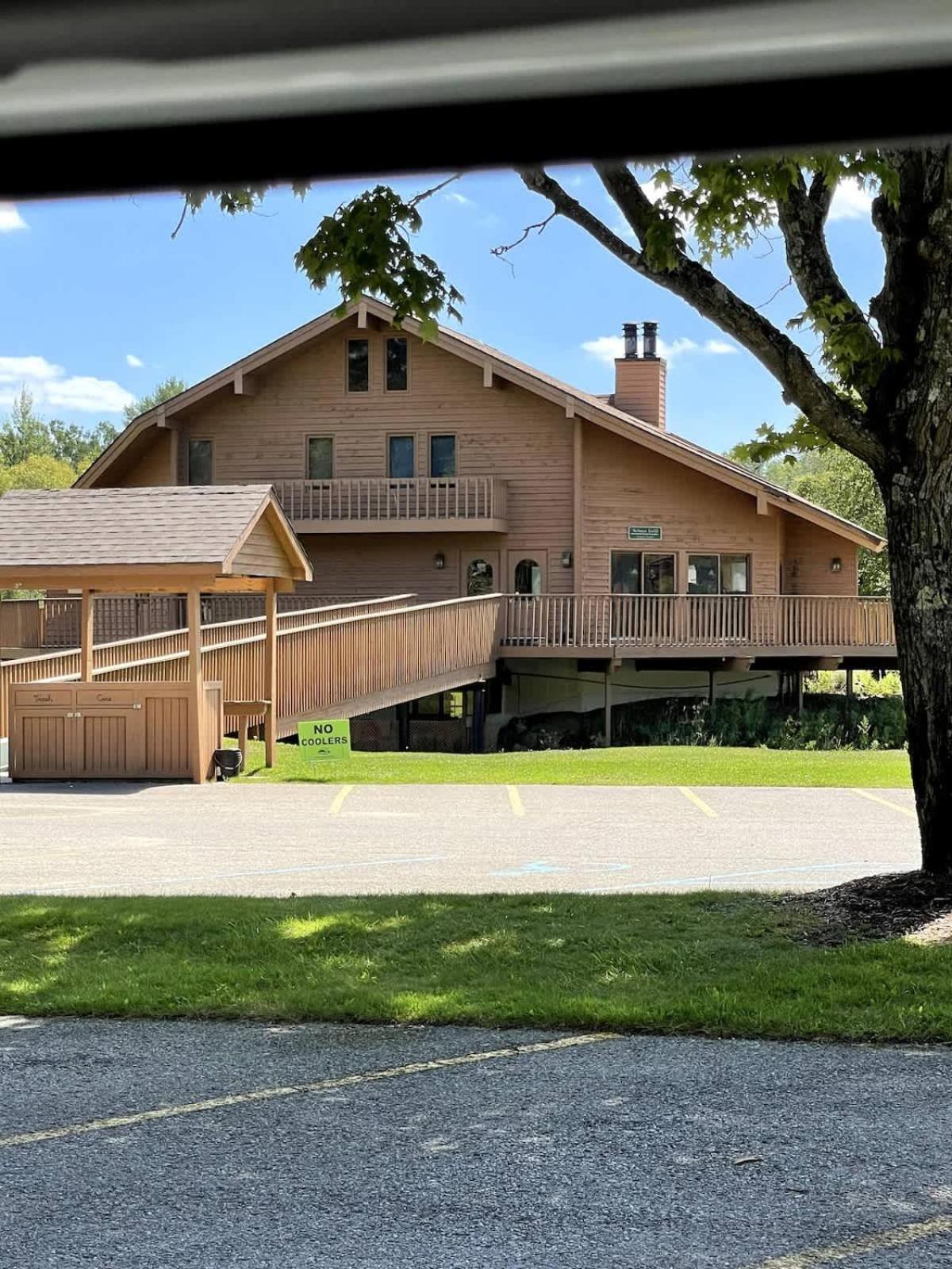 Top Floor Luxury, Sauna, Private Pool, Lake Bellaire Beach, 5 Beds, 4 Full Bath Zewnętrze zdjęcie