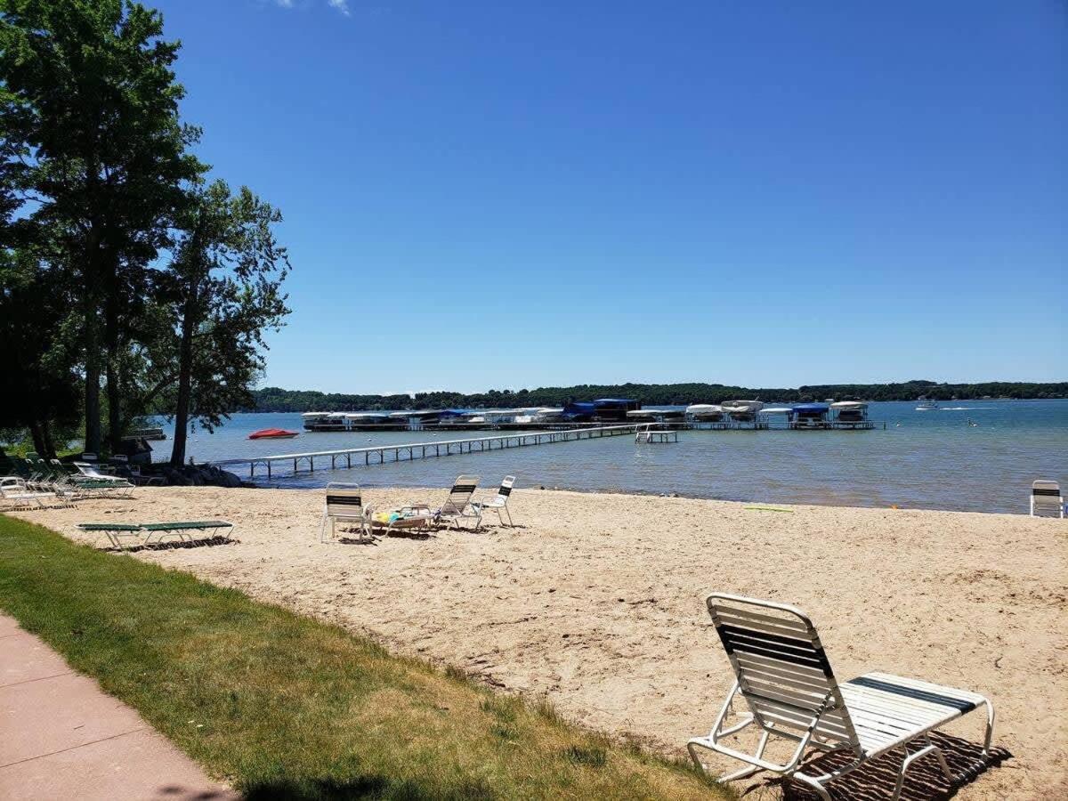 Top Floor Luxury, Sauna, Private Pool, Lake Bellaire Beach, 5 Beds, 4 Full Bath Zewnętrze zdjęcie