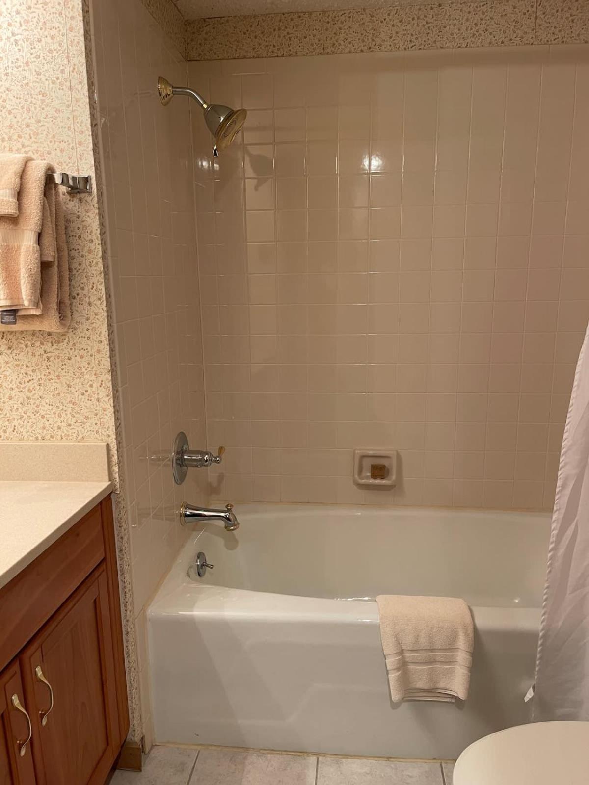 Top Floor Luxury, Sauna, Private Pool, Lake Bellaire Beach, 5 Beds, 4 Full Bath Zewnętrze zdjęcie